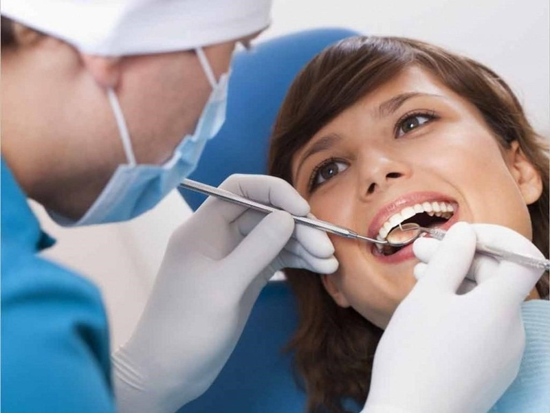 Kỹ thuật chỉnh nha cũng có thể gây tình trạng bị nhức sau khi trồng răng