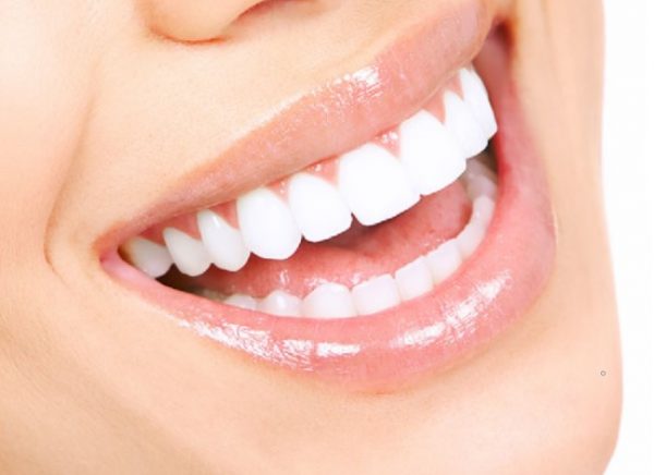 Răng sứ thẩm mỹ là một trong những loại hình làm đẹp