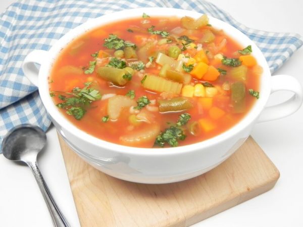 Người bệnh sau khi chữa tủy tốt nhất nên sử dụng các thực phẩm mêm như súp để hạn chế tối đa những tổn hại có thể xảy ra.